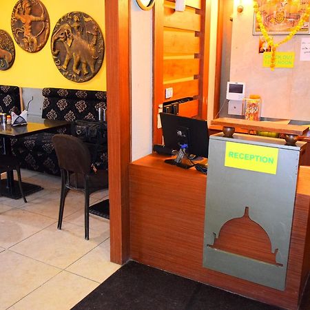 اوجاين Hotel Chandragupta المظهر الخارجي الصورة