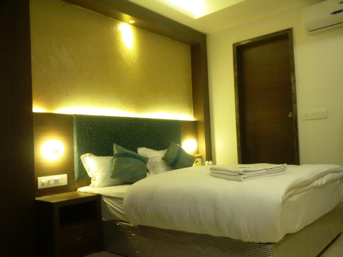 اوجاين Hotel Chandragupta المظهر الخارجي الصورة